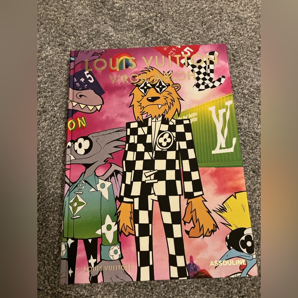 Louis Vuitton: Virgil Abloh (Classic Cartoon Cover) - Picture 12 of 16